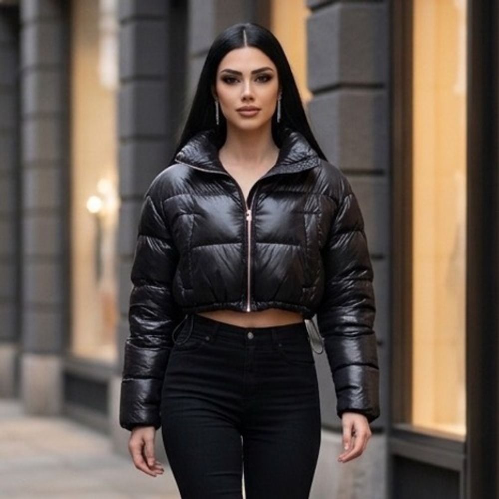 Urban Outfitters Black Cropped Puffer Jacket Quilted Zip Up Small Y2K Sreetwear